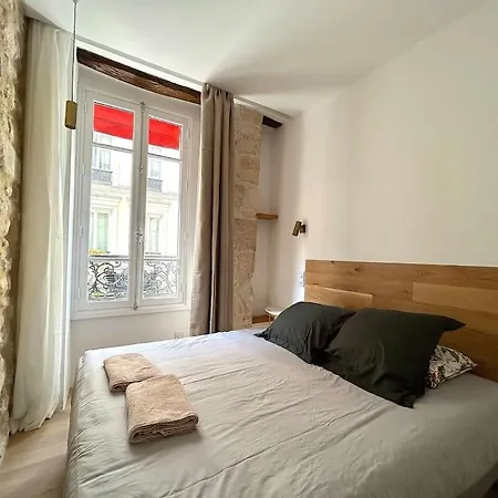 Apartment Louvre -notre Dame 2bd, 2bath Ac *
