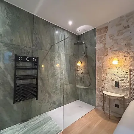 Διαμέρισμα Louvre -notre Dame 2bd, 2bath Ac *