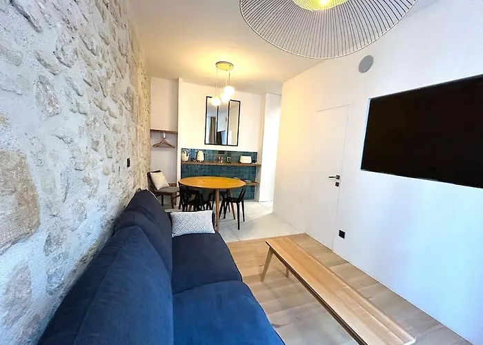 Louvre -notre Dame 2bd, 2bath Ac 파리