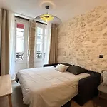 아파트 Louvre -notre Dame 2bd, 2bath Ac 파리
